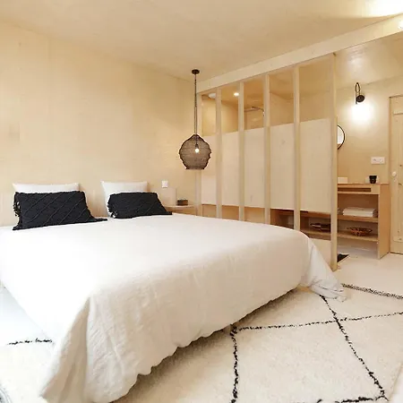 Hébergement de vacances Cayola Pool & Sauna Sea View *