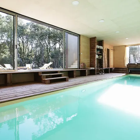 Cayola Pool & Sauna Sea View