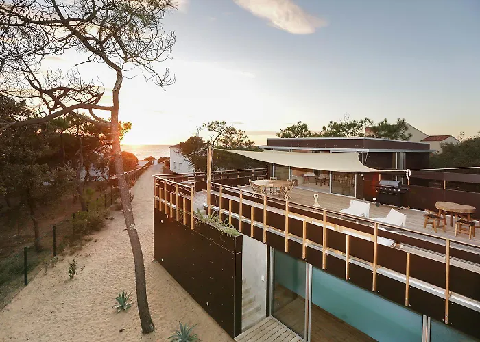 Cayola Pool & Sauna Sea View Ferienhaus *