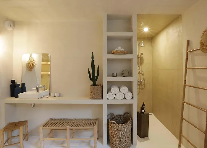 Cayola Pool & Sauna Sea View Ferienhaus